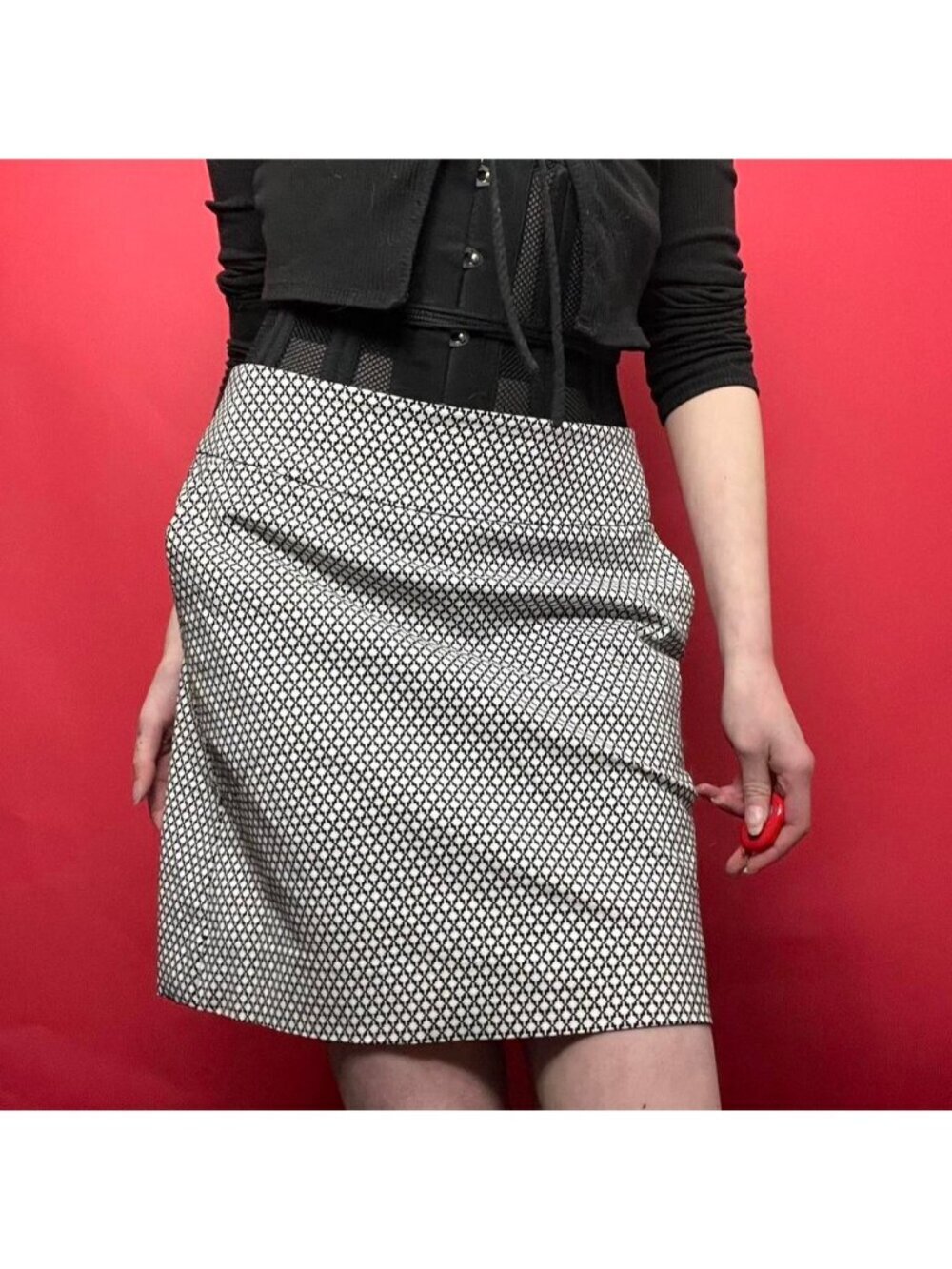S.C & CO / Black and white midi pencil skort 🖤🤍
